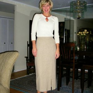 Coincée en ville pendant les vacances de mes potes Evelyn - rencontre-Milf-Villeneuve-d'Ascq