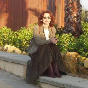 Evelyne - rencontre-Cougar-Fréjus