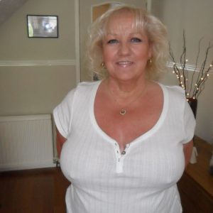 Envie de pimenter ma vie sexuelle à Grenoble Marthe - rencontre-Cougar-Grenoble