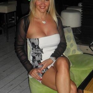 Envie d’une rencontre sans chichi ? Fabienne - rencontre-Milf-Dijon