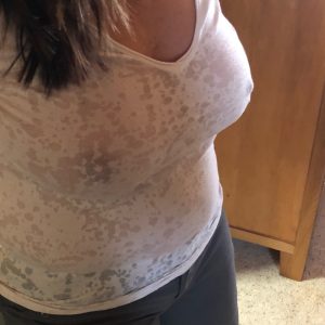 Je teste les nouveaux jeux Livia - rencontre-Milf-Lyon