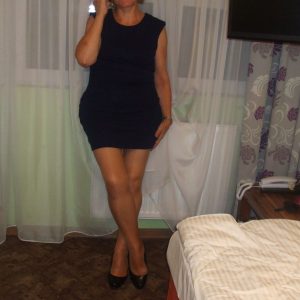 Bon allez, pourquoi pas moi maintenant ? Karine - rencontre-Milf-Saint-Brieuc